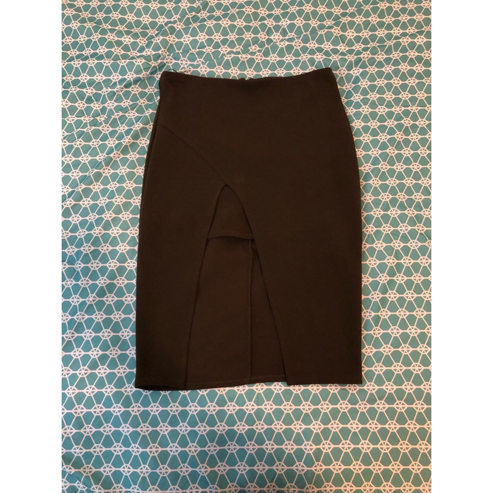 Windsor pencil open skirt olive green.